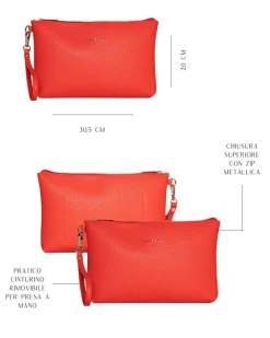 Clutch in ecopelle a grana con logo sul davanti e cinturino da polso P