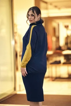 Maglia in lurex bicolor con collo removibile BLU