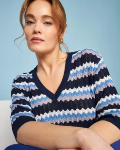 Maglia scollo a V in filato di misto viscosa traforata con motivo chev