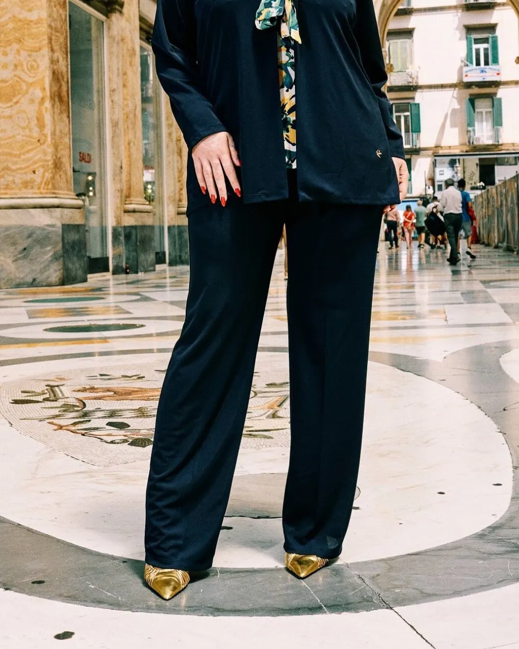 Pantalone gamba ampia in crêpe elasticizzato BLU