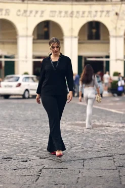 Pantaloni ampi con vita elasticizzata e spacchi NERO